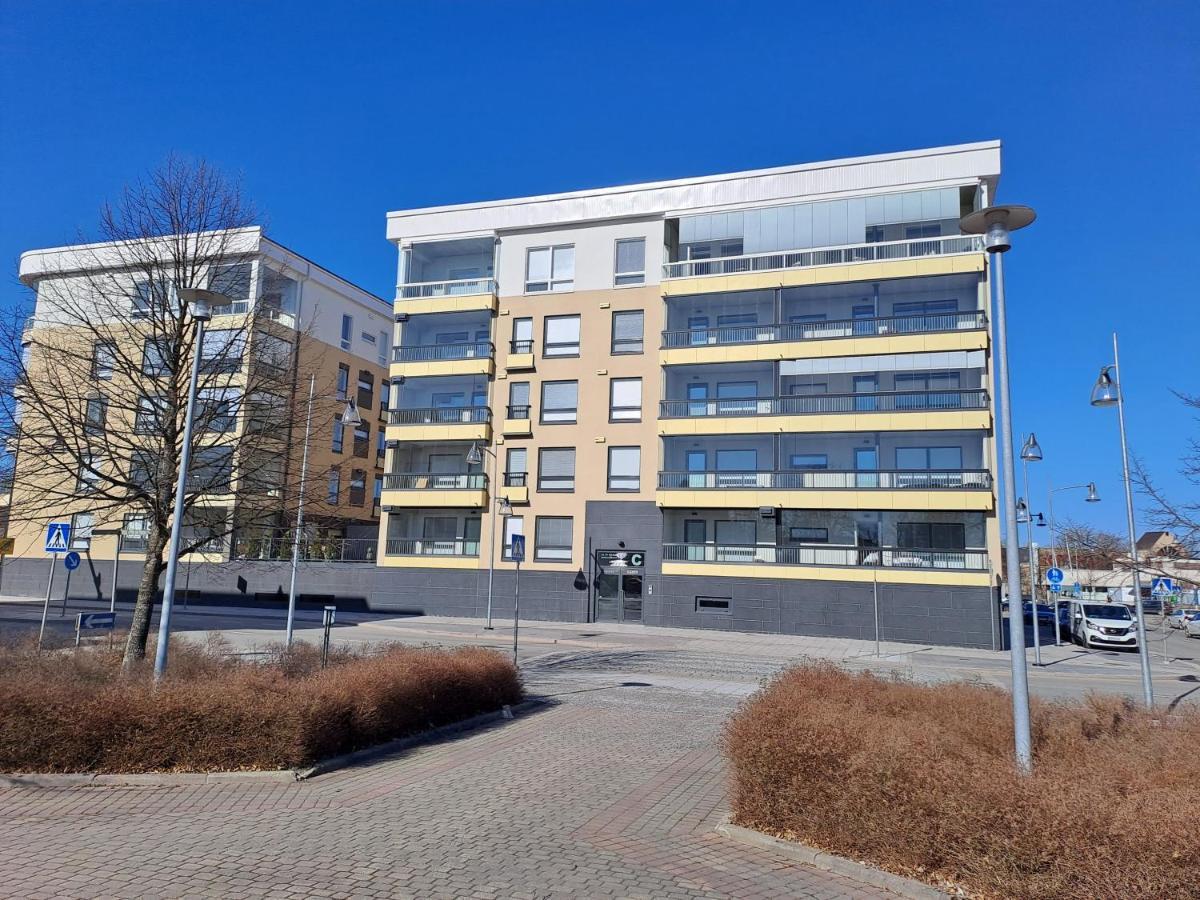 Premium Kaksio Rauman Keskustassa, Parveke Ja Sauna Exterior photo